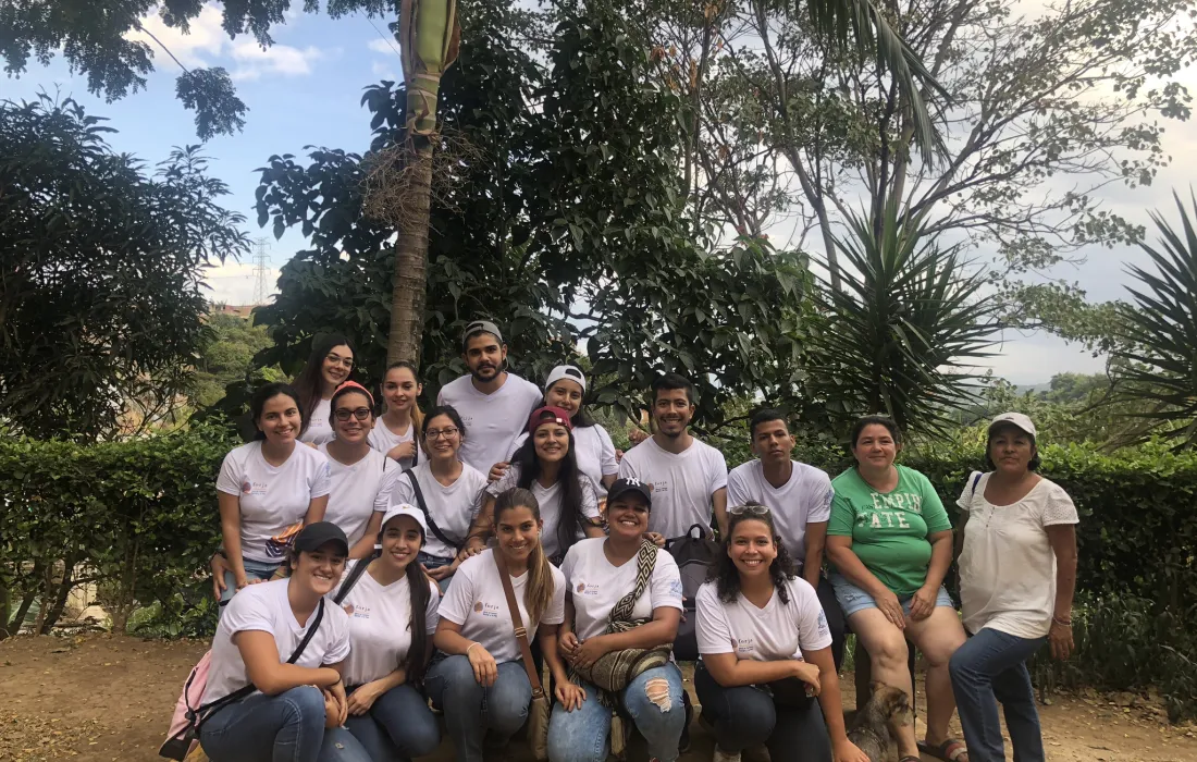 FORJA: articulando el aprendizaje y el servicio FORJA: articulando el aprendizaje y el servicio