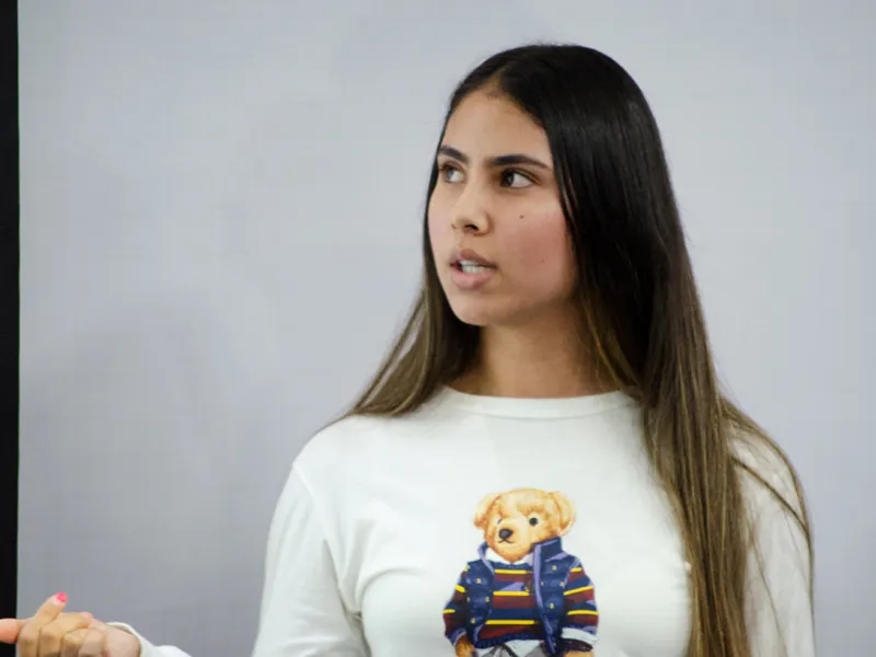 Estudiantes de Mercadeo presentaron propuestas innovadoras a líderes empresariales de Cali Estudiantes de Mercadeo presentaron propuestas innovadoras a líderes empresariales de Cali