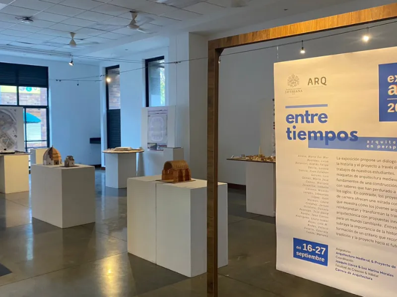 La exposición de los trabajos de los estudiantes de arquitectura de la Universidad Javeriana Cali ha creado un puente entre la historia y la modernidad. 